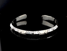 Load image into Gallery viewer, Tribal Crescent Cuff | Chevron
