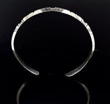Load image into Gallery viewer, Tribal Crescent Cuff | Chevron