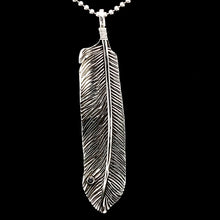 Load image into Gallery viewer, Nightfeather Pendant with Spinel