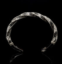 Load image into Gallery viewer, Twist Cuff
