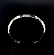 Load and play video in Gallery viewer, Tribal Crescent Cuff | Diamond Point
